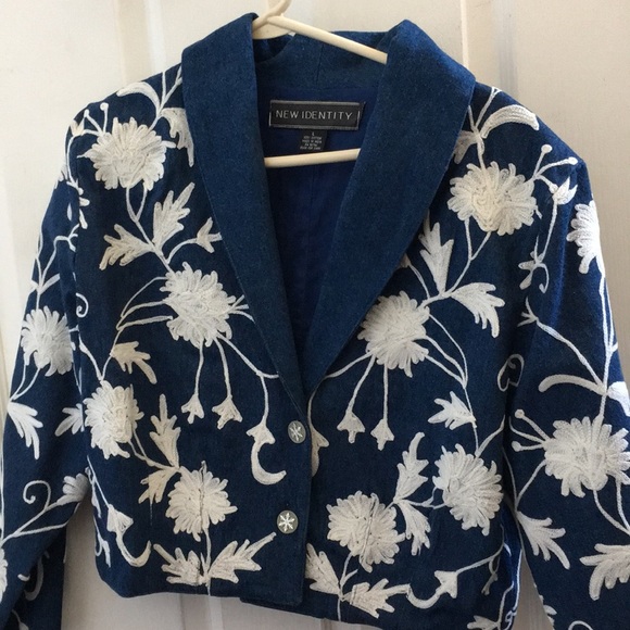 New identity embroidered jacket large - Picture 1 of 5